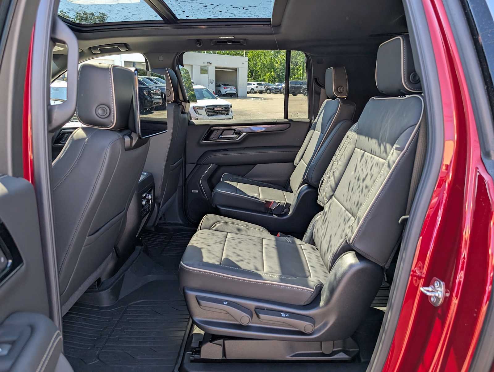 2026 GMC Yukon XL Elevation - Photo 19
