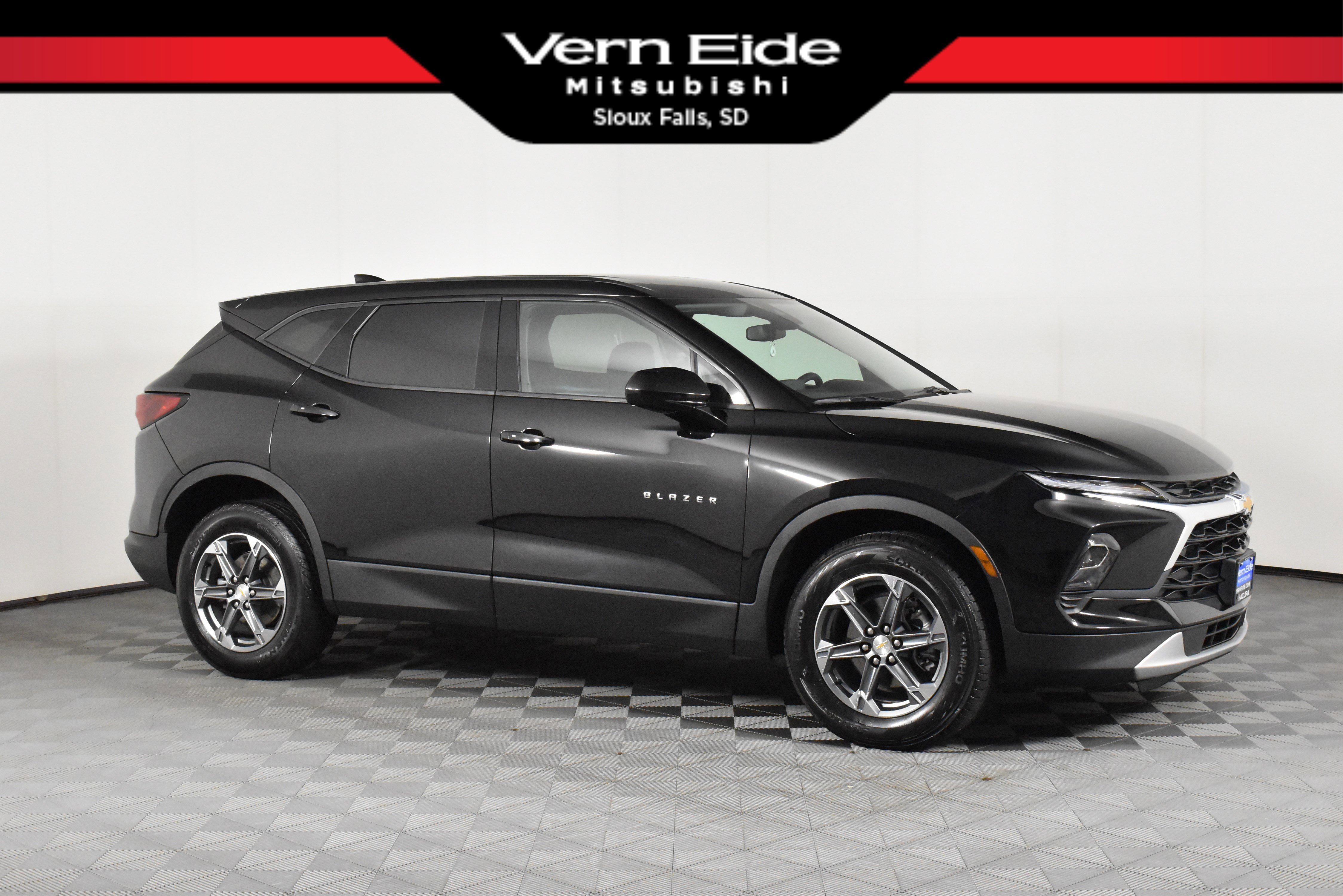 2025 Chevrolet Blazer 2.0T 2LT AWD's photo