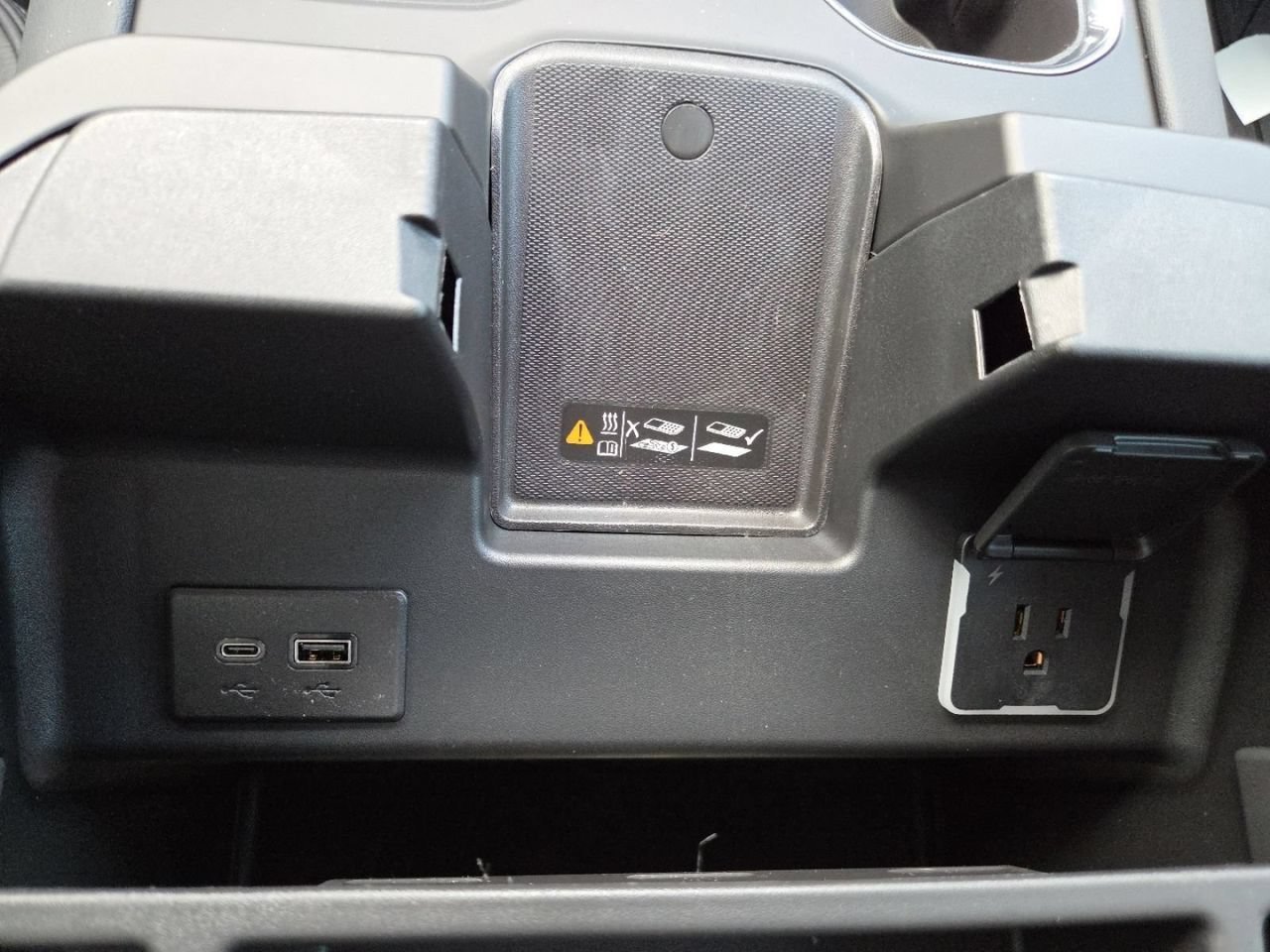 New 2026 Glacier White Tricoat GMC Denali image 12