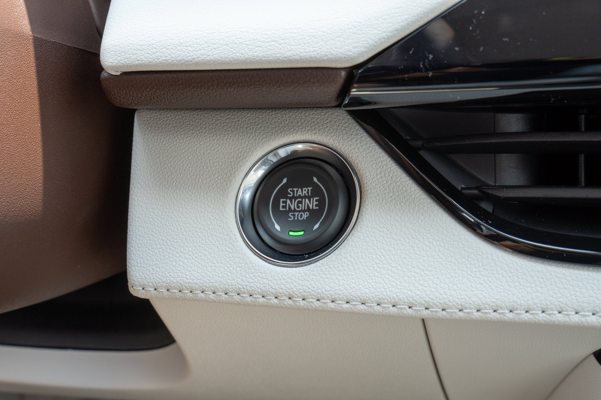 2026 Buick Enclave Avenir - Photo 25