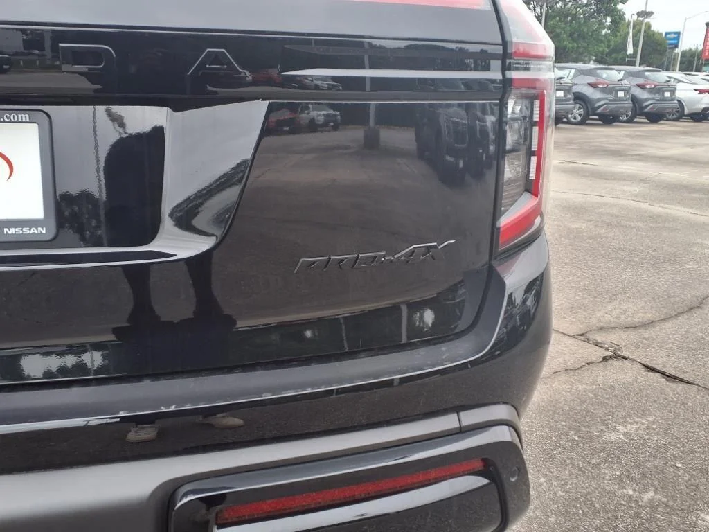 2025 Nissan Armada PRO-4X - Photo 8