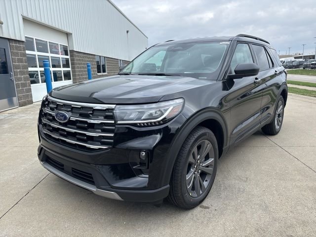 New 2026 Agate Black Metallic Ford Active image 36