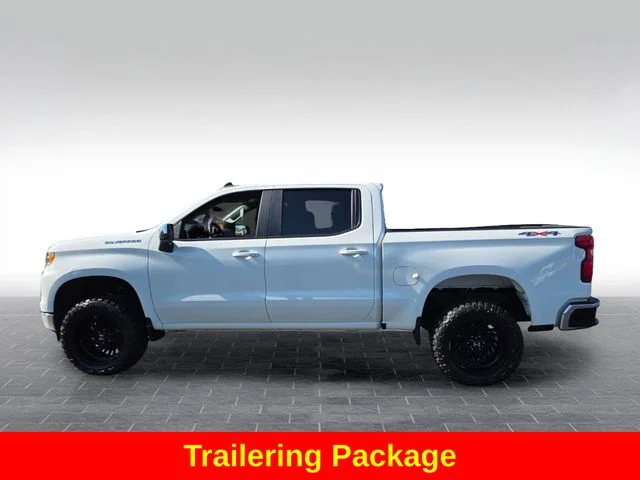 Used 2025 White Chevrolet LT image 5