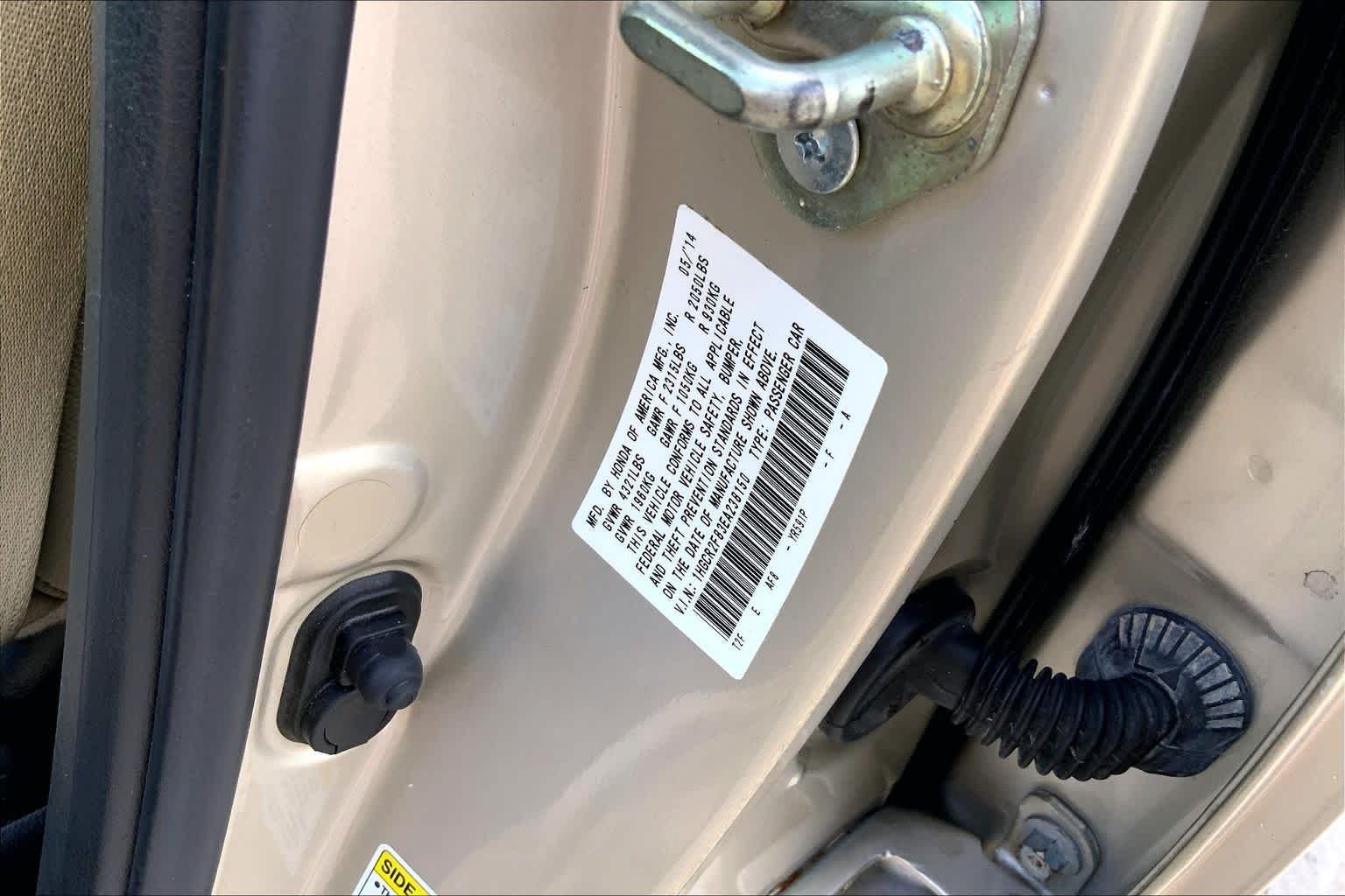 Used 2014 Champagne Frost Pearl Honda EX-L image 35