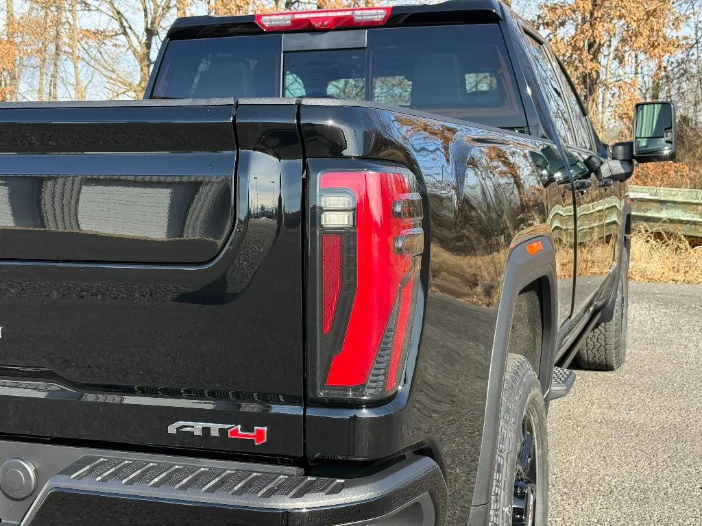 2026 GMC Sierra 2500HD AT4 - Photo 11