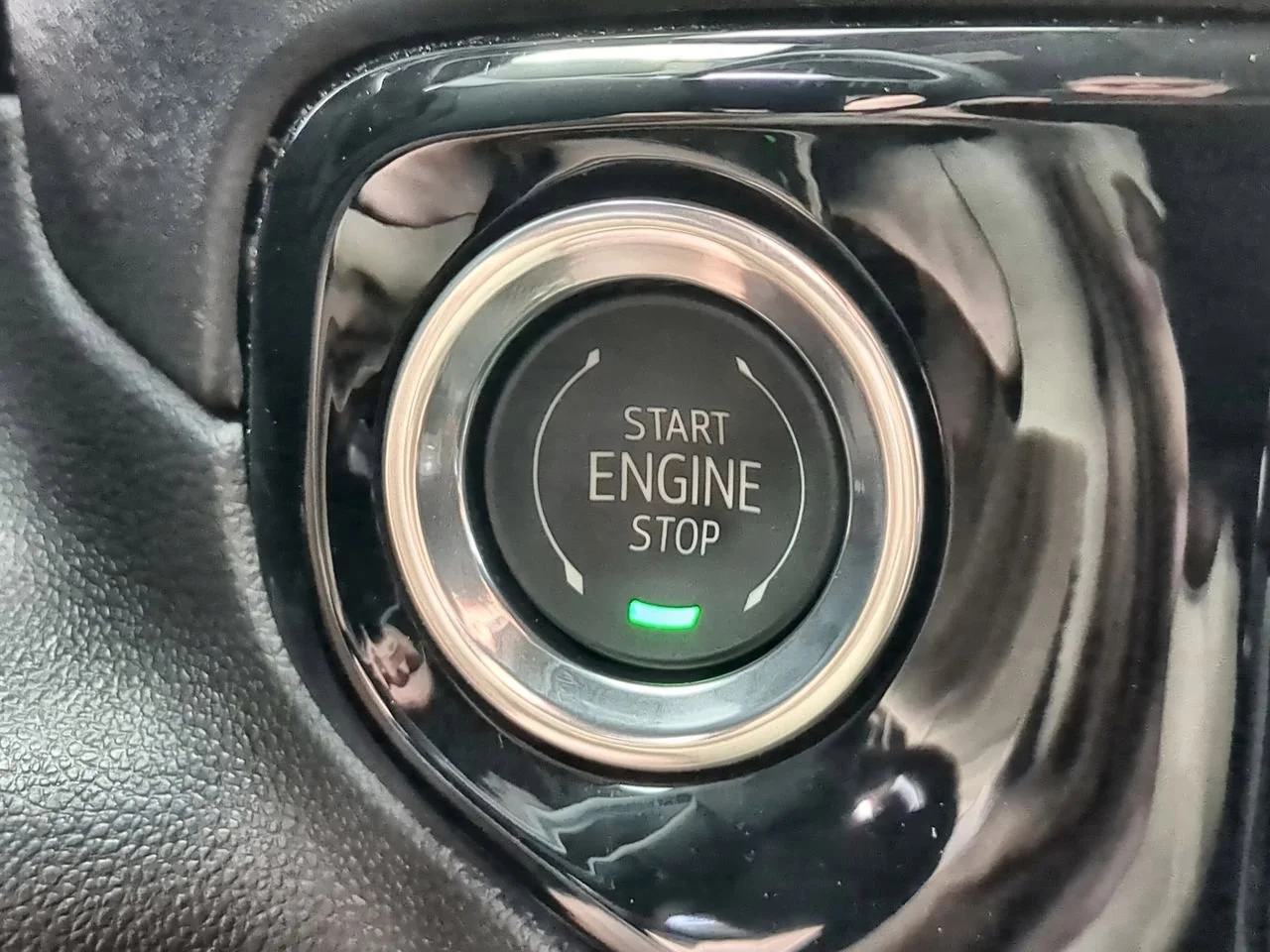 New 2026 Summit White GMC SLE image 17