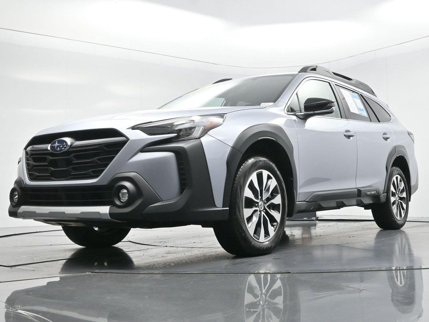 Used 2023 Ice Silver Metallic Subaru Limited XT image 47