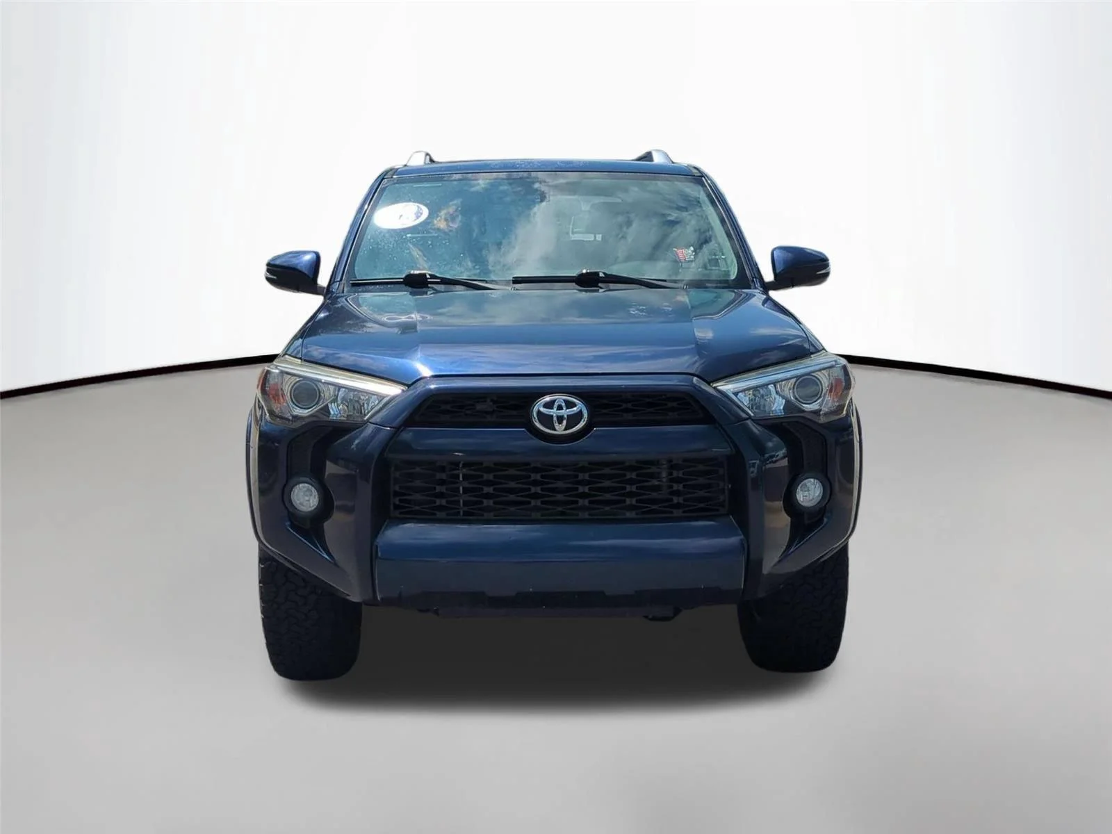 Used 2018 Nautical Blue Metallic Toyota SR5 Premium image 8
