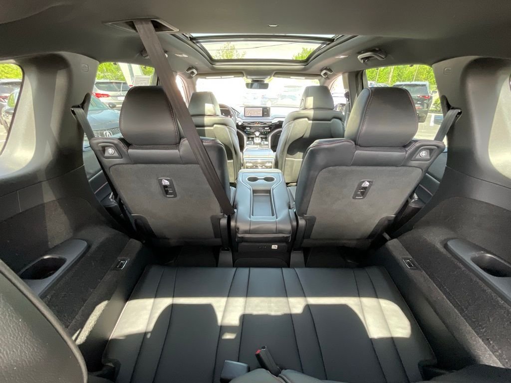 Used 2023  Acura A-Spec image 27