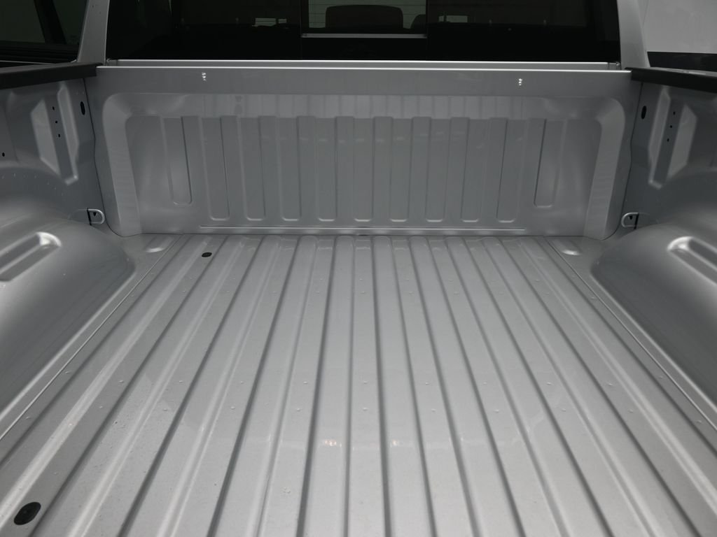 New 2026 Silver Zynith Exterior Paint RAM Laramie image 25