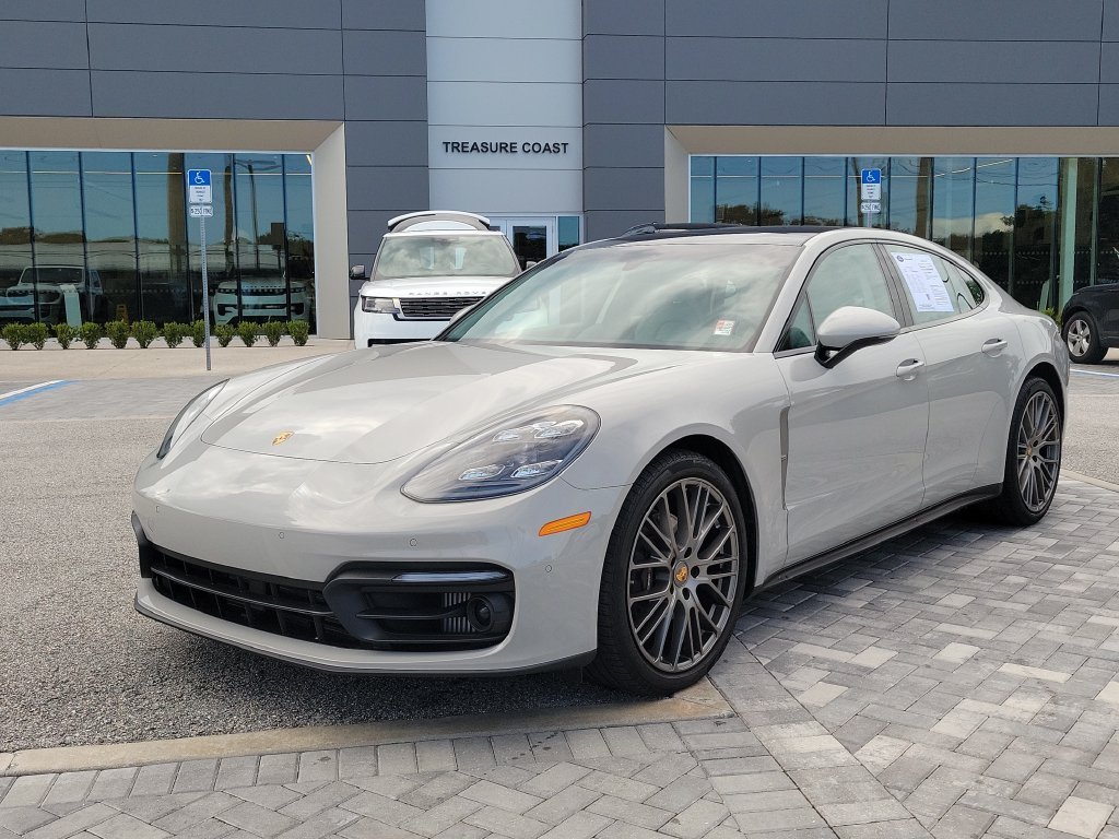 2023 Porsche Panamera Platinum Edition