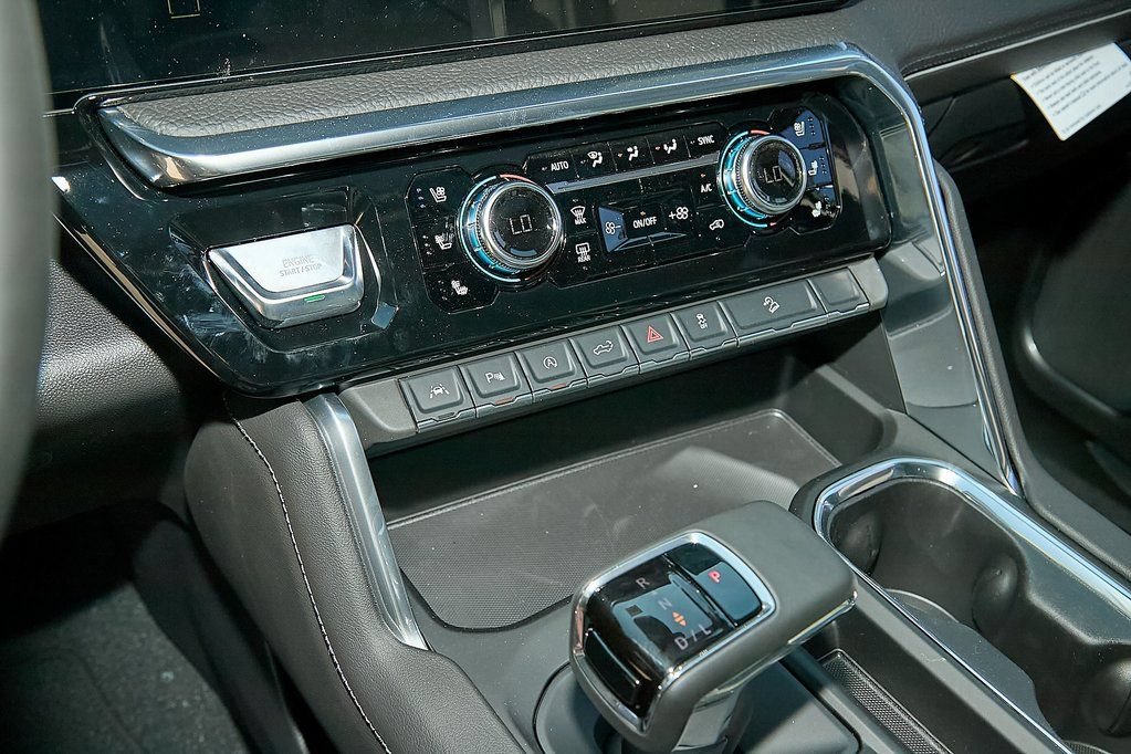New 2026 Glacier White Tricoat GMC Denali image 37