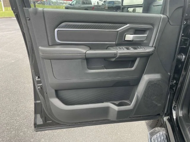 2025 RAM 2500 Big Horn - Photo 15