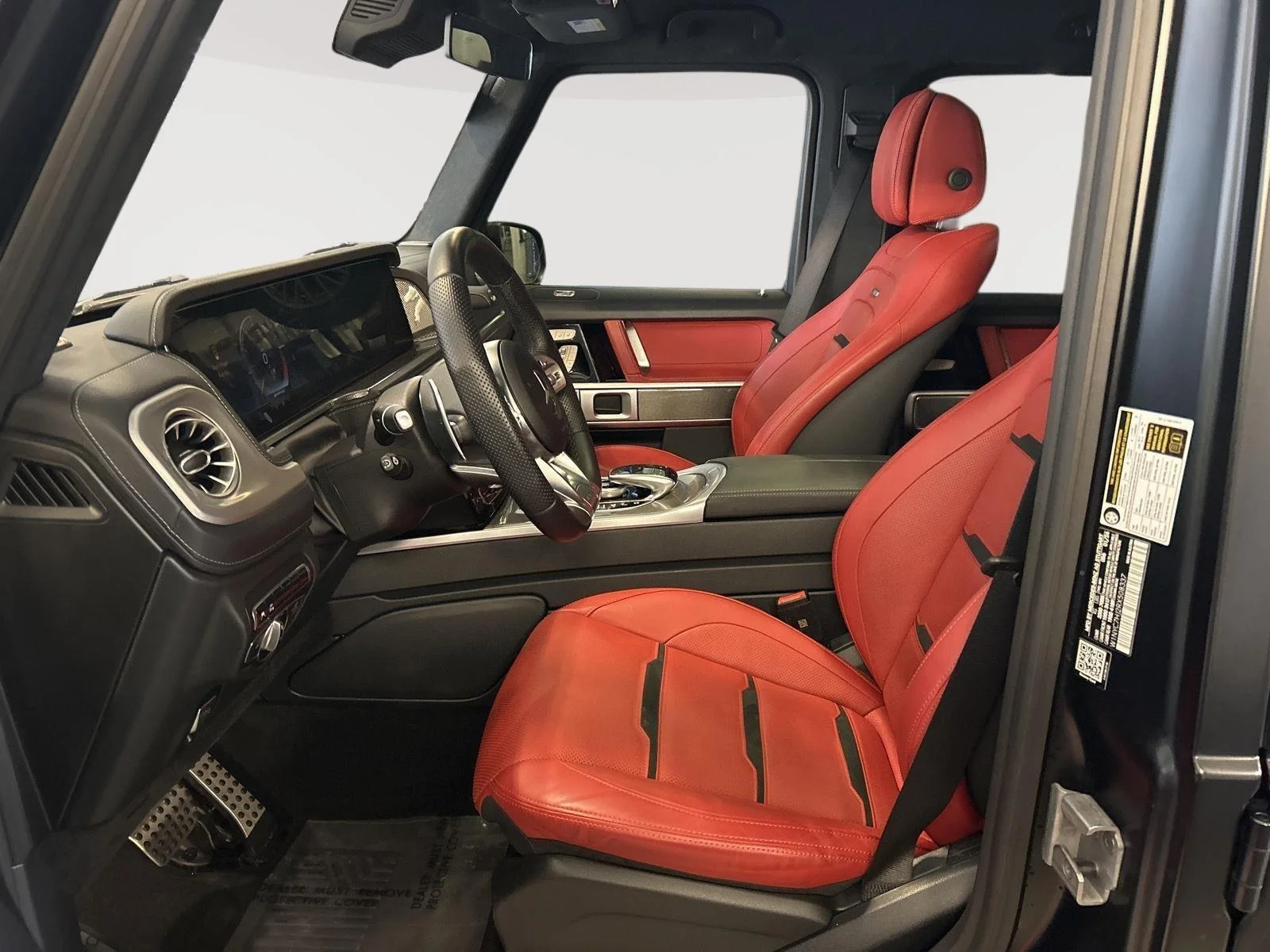 Certified Used 2024 MANUFAKTUR Night Black Magno Mercedes-Benz AMG® G 63 image 13