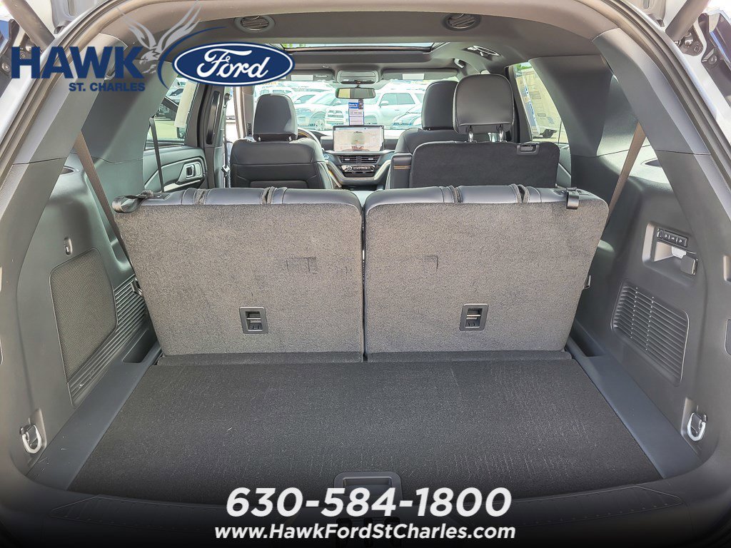 New 2026 Space White Metallic Ford Tremor® image 21