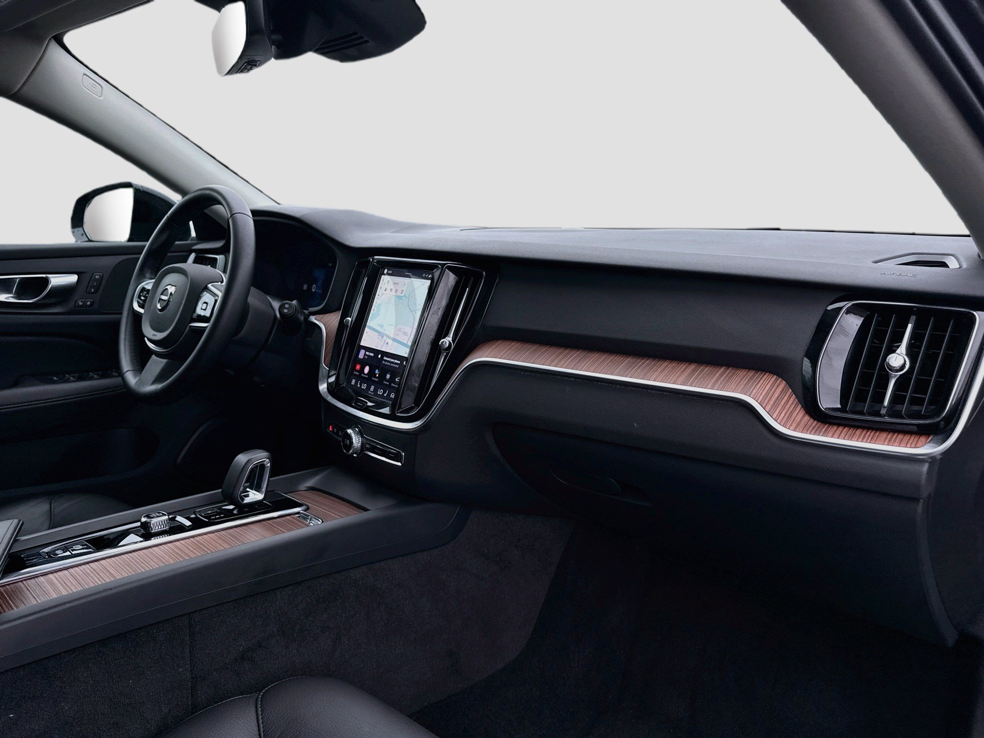 Used 2025 Onyx Black Metallic Volvo Plus image 27