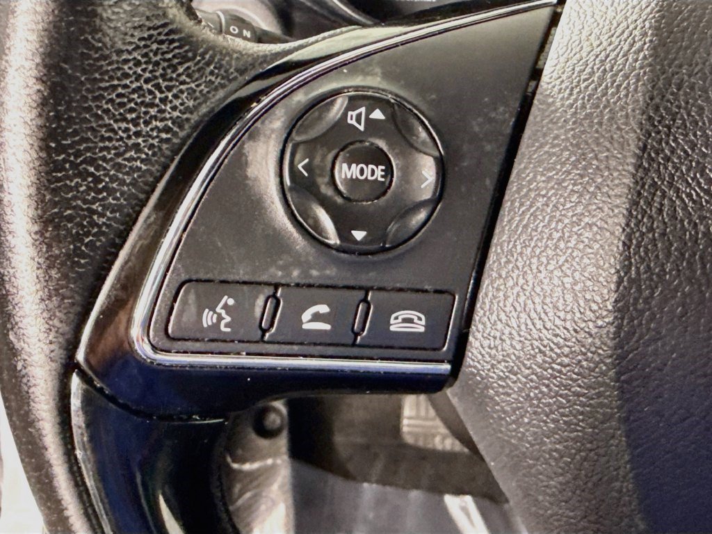 Used 2024 White Diamond Mitsubishi 2.0 Trail Edition image 10