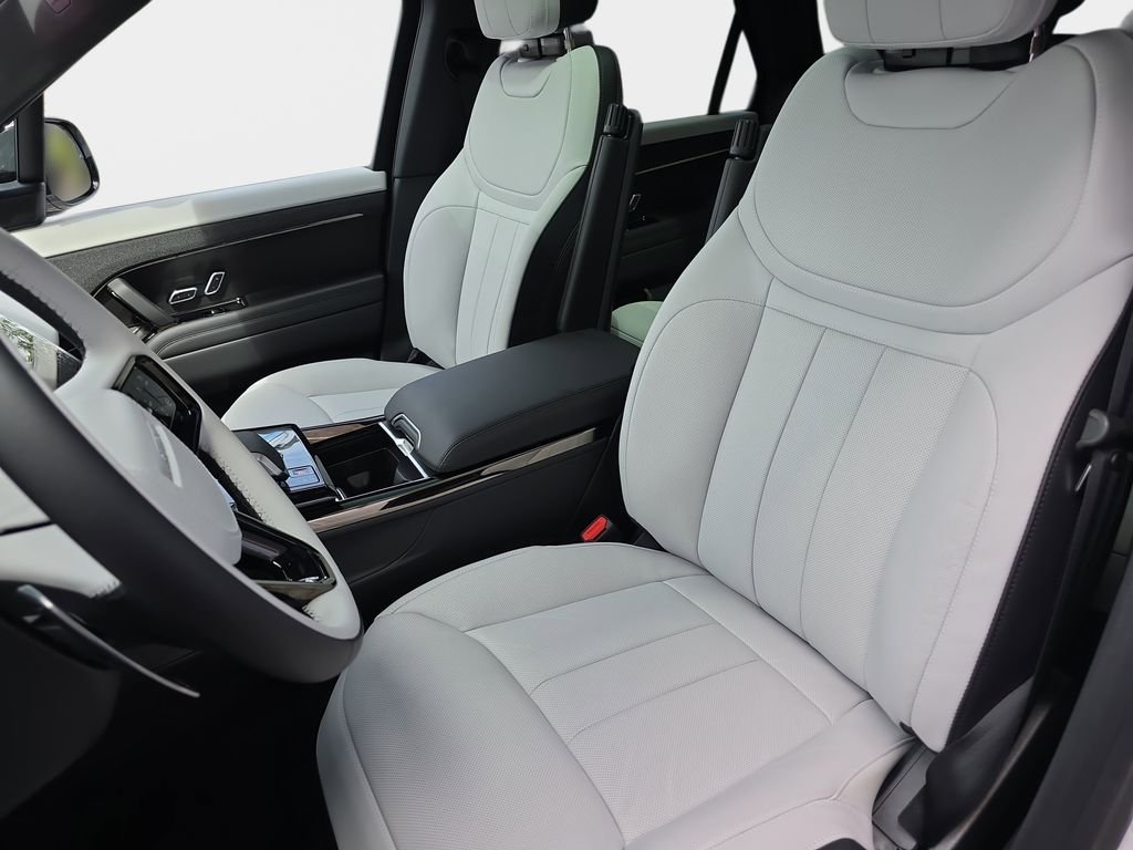 New 2026 Beige Land Rover Dynamic SE image 15