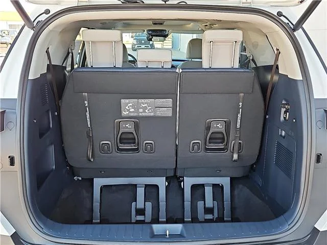 New 2026 Snow White KIA SX Passenger image 6