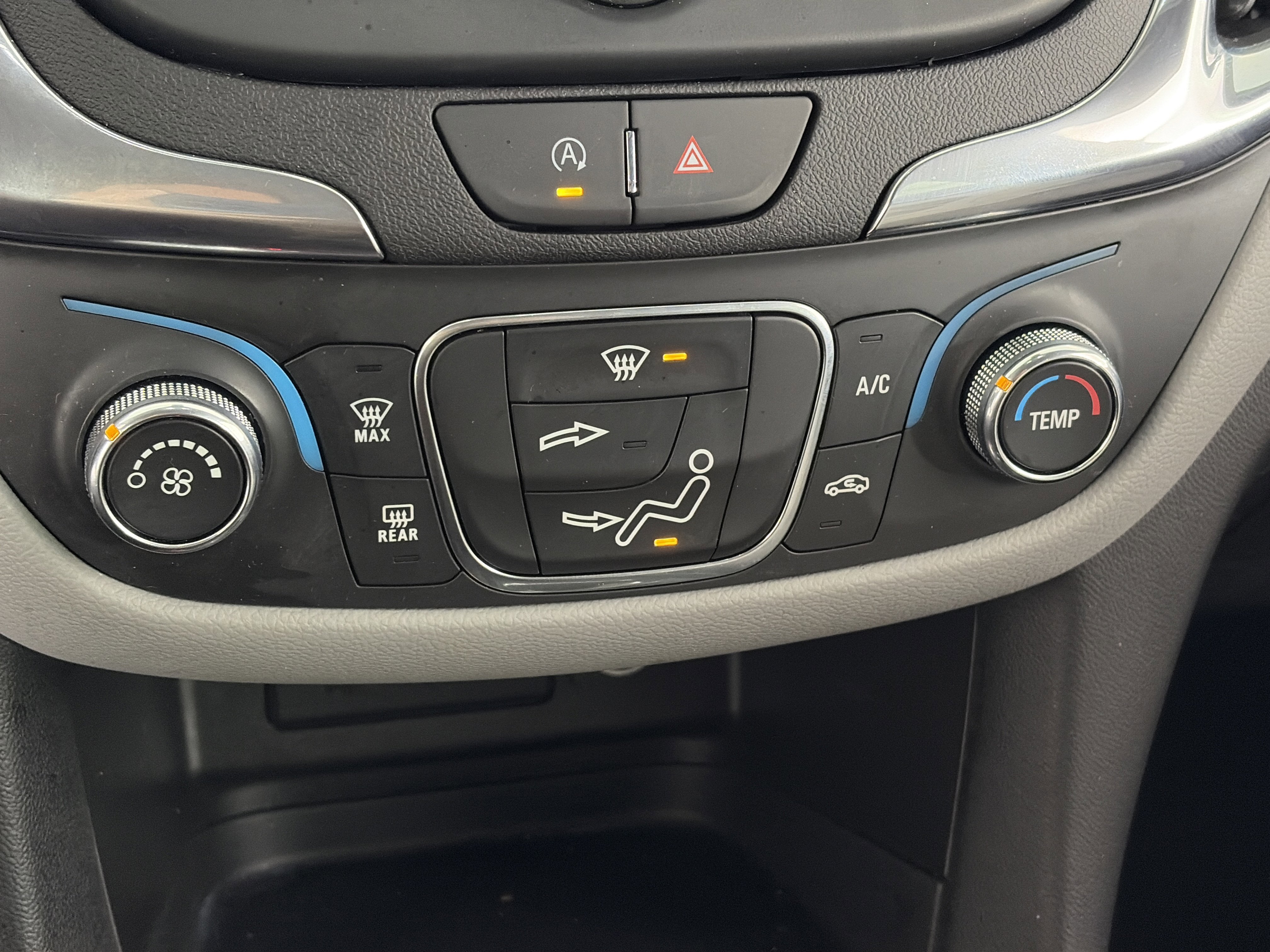 2024 Chevrolet Equinox LS - Photo 21