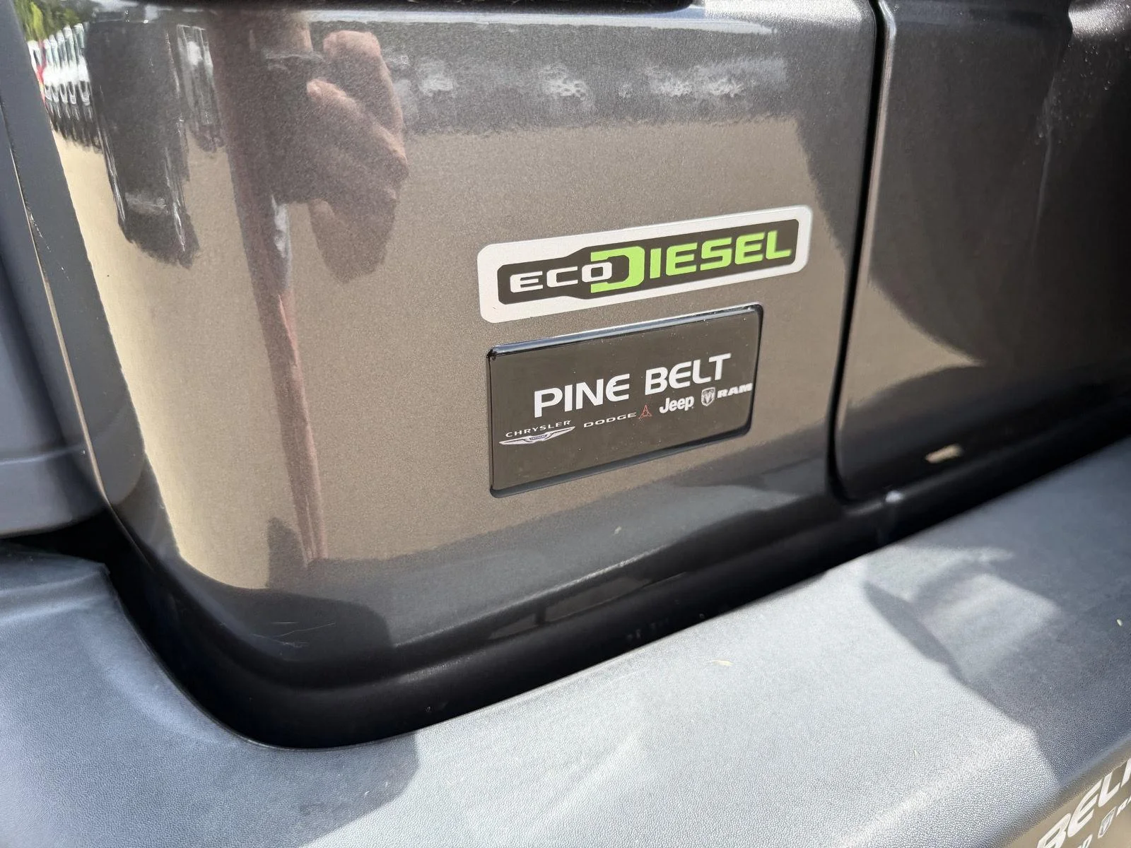 Used 2020 Granite Crystal Metallic Clearcoat Jeep Sport S image 26