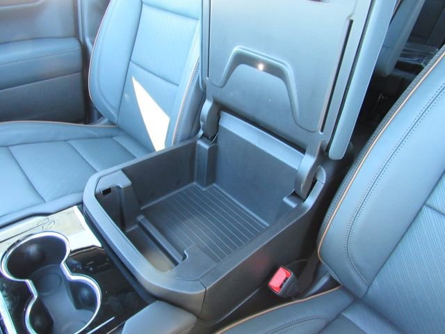 2026 GMC Yukon XL AT4 - Photo 25