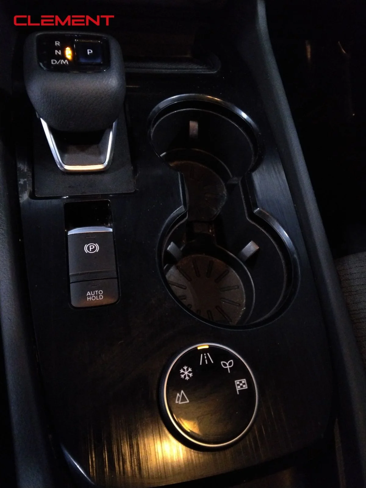 2021 Nissan Rogue SV - Photo 18