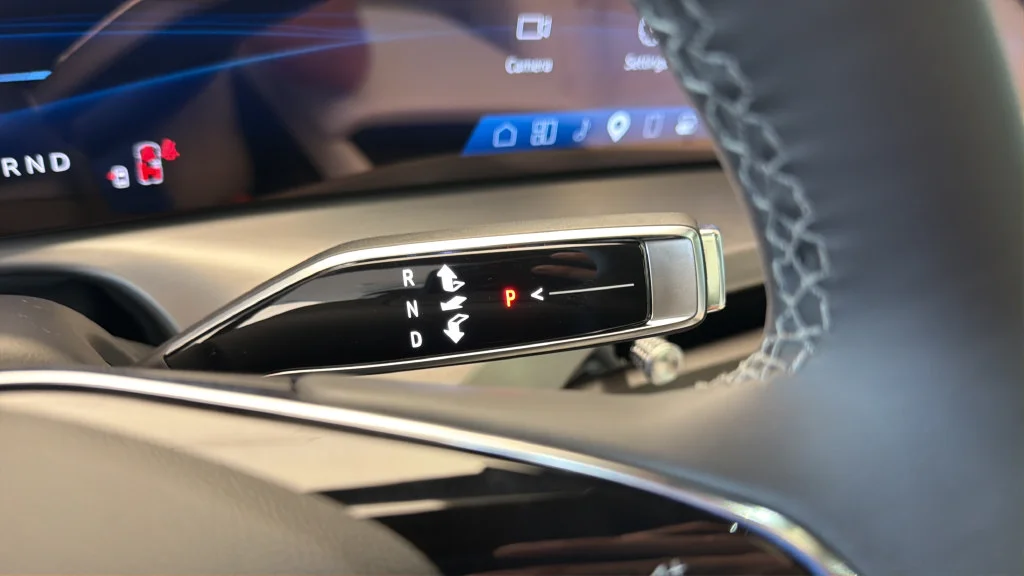 2027 Cadillac VISTIQ Sport - Photo 18