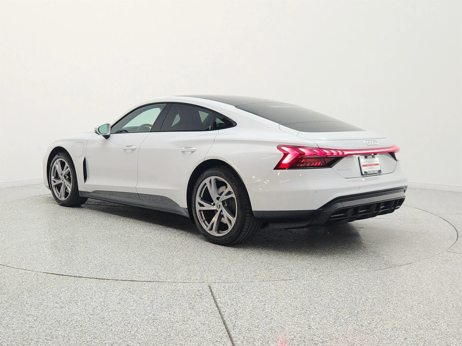 Used 2023 Suzuka Gray Metallic Audi quattro image 7