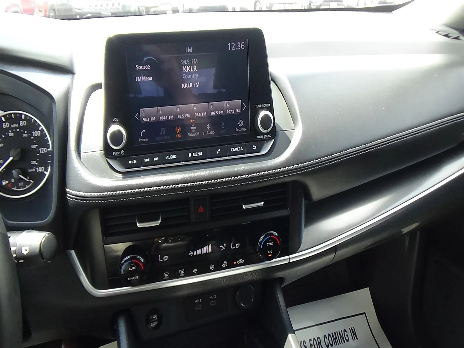 Used 2025 Deep Ocean Blue Pearl (rcj) Nissan SV image 24