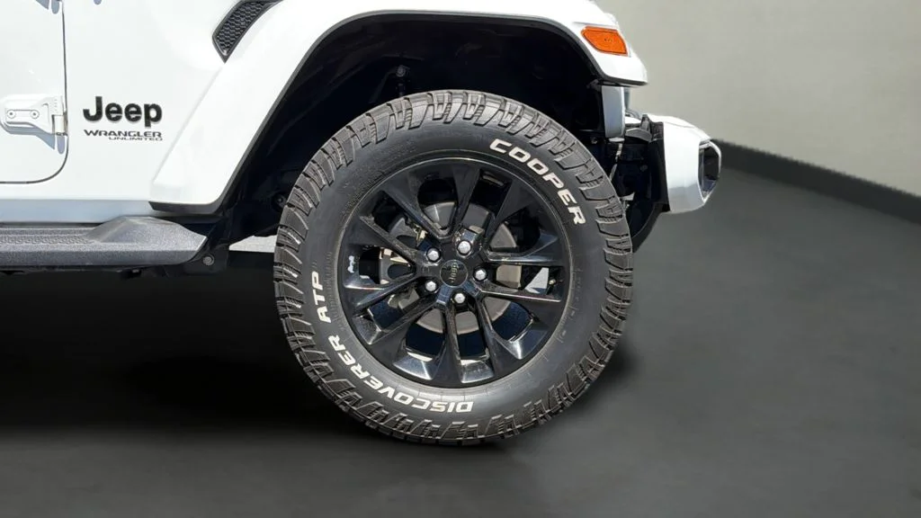Used 2021 White Jeep Unlimited Sahara High Altitude image 9