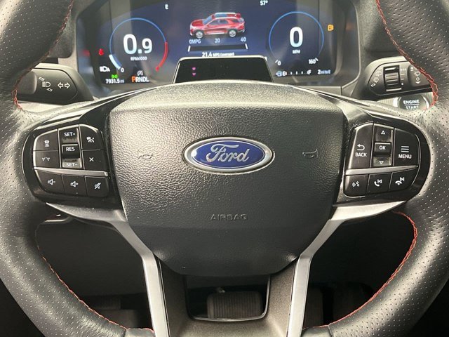 Used 2025 Rapid Red Metallic Tinted Clearcoat Ford ST-Line image 17