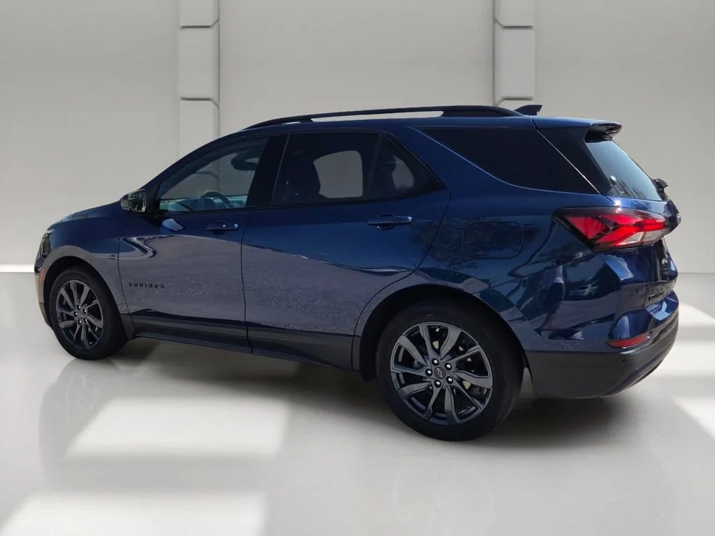 Used 2022 Blue Glow Metallic Chevrolet RS image 6