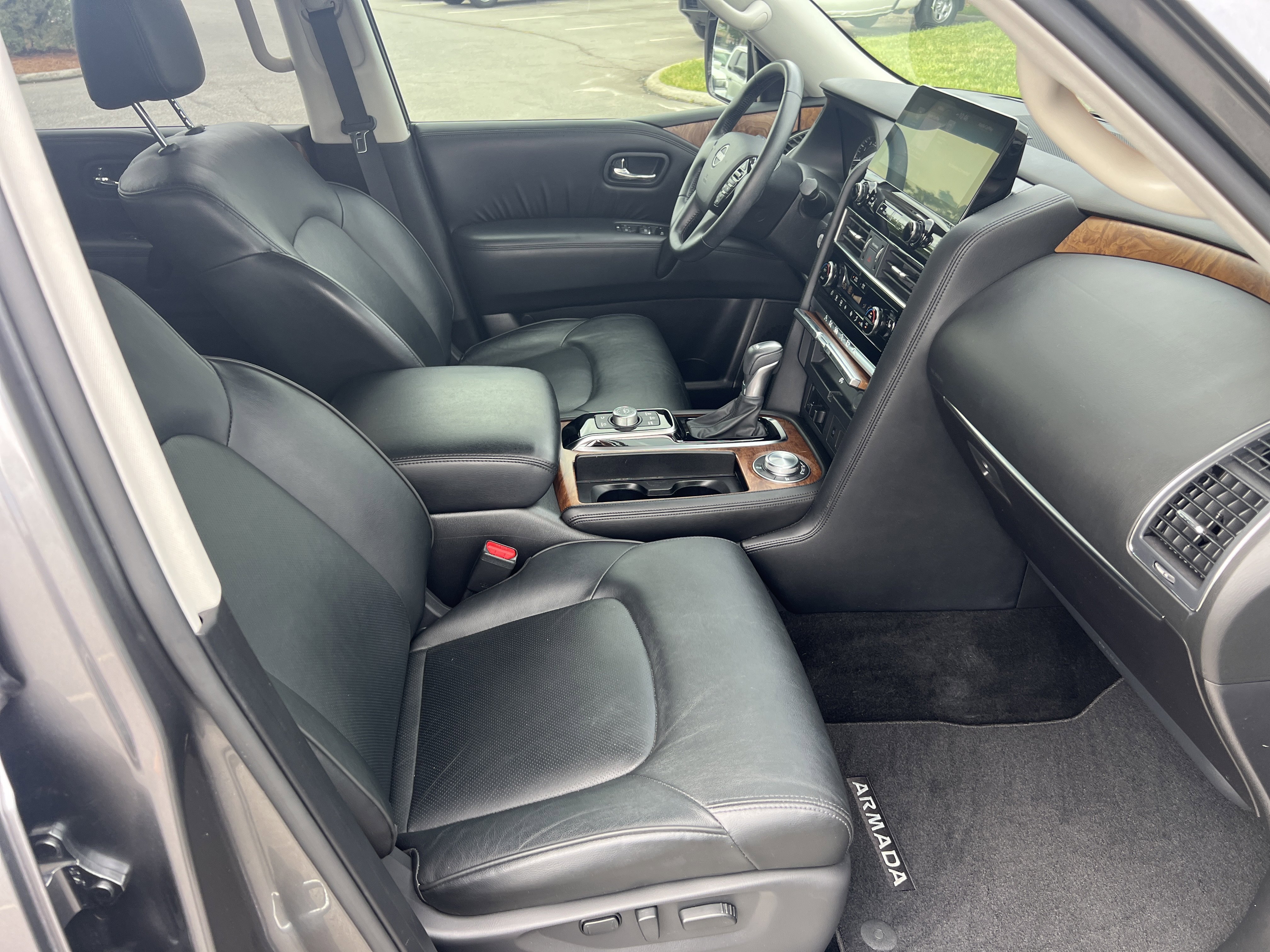 Certified Used 2022 Gun Metallic Nissan SL image 17