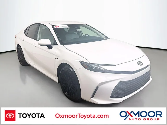 2025 Toyota Camry Hybrid LE