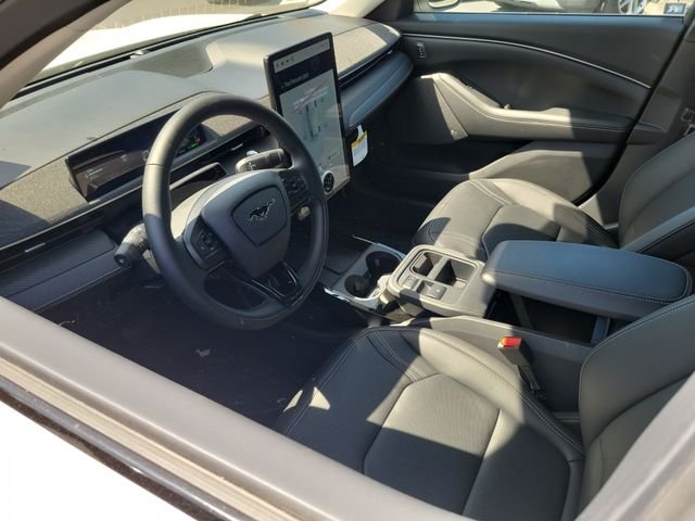 New 2026 Star White Metallic Tri-coat Ford Premium image 3
