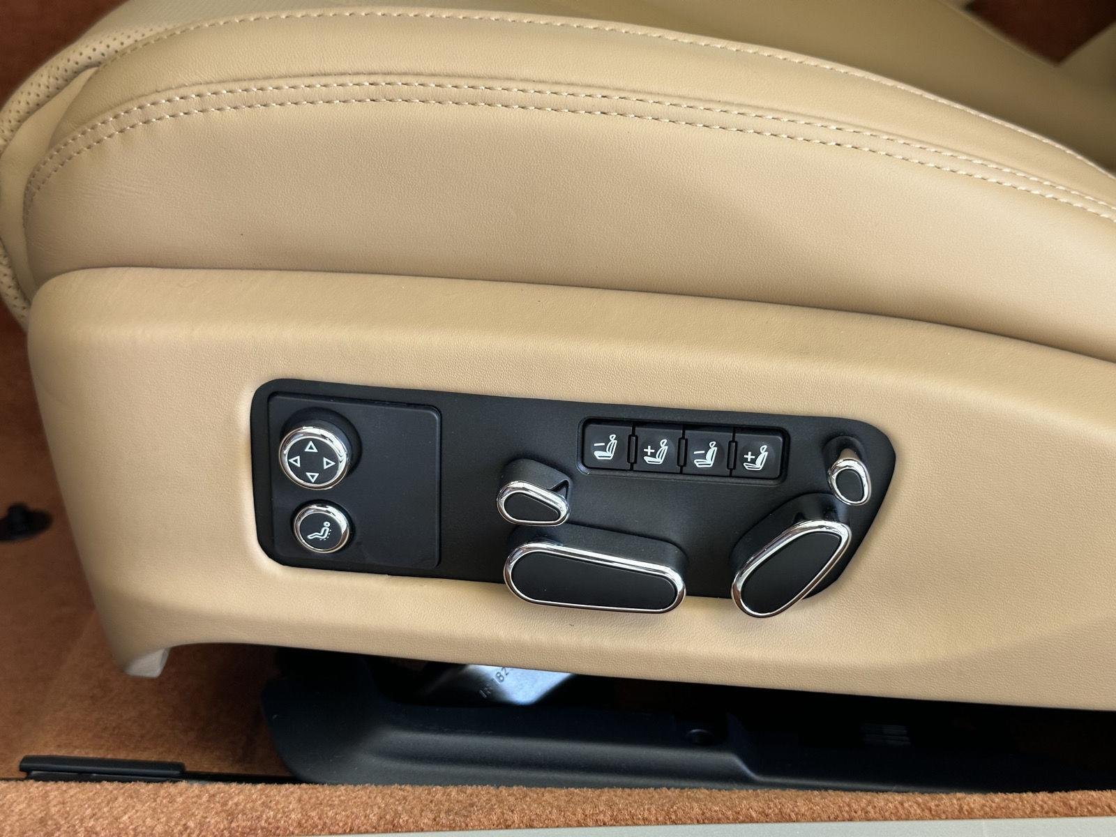 New 2026 Rose Gold Bentley GTC S image 13