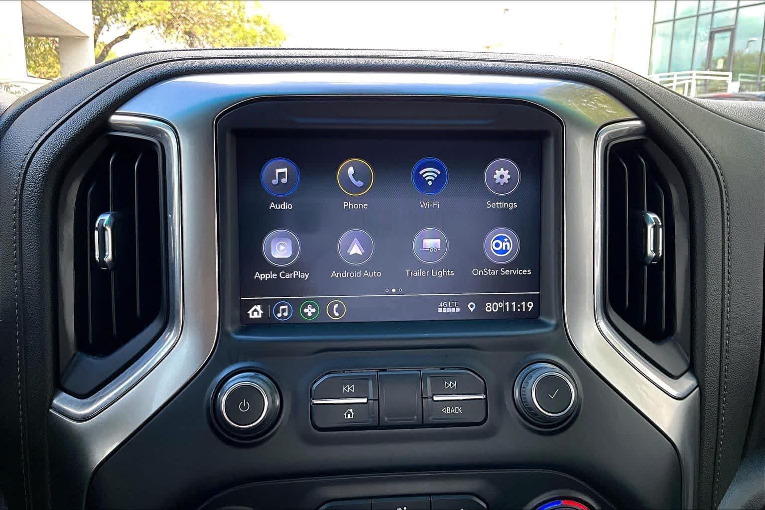 Used 2021 Iridescent Pearl Tricoat Chevrolet LT image 30