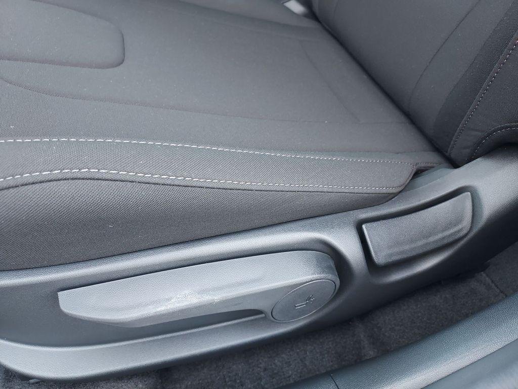 New 2026 Gray Hyundai Blue image 18