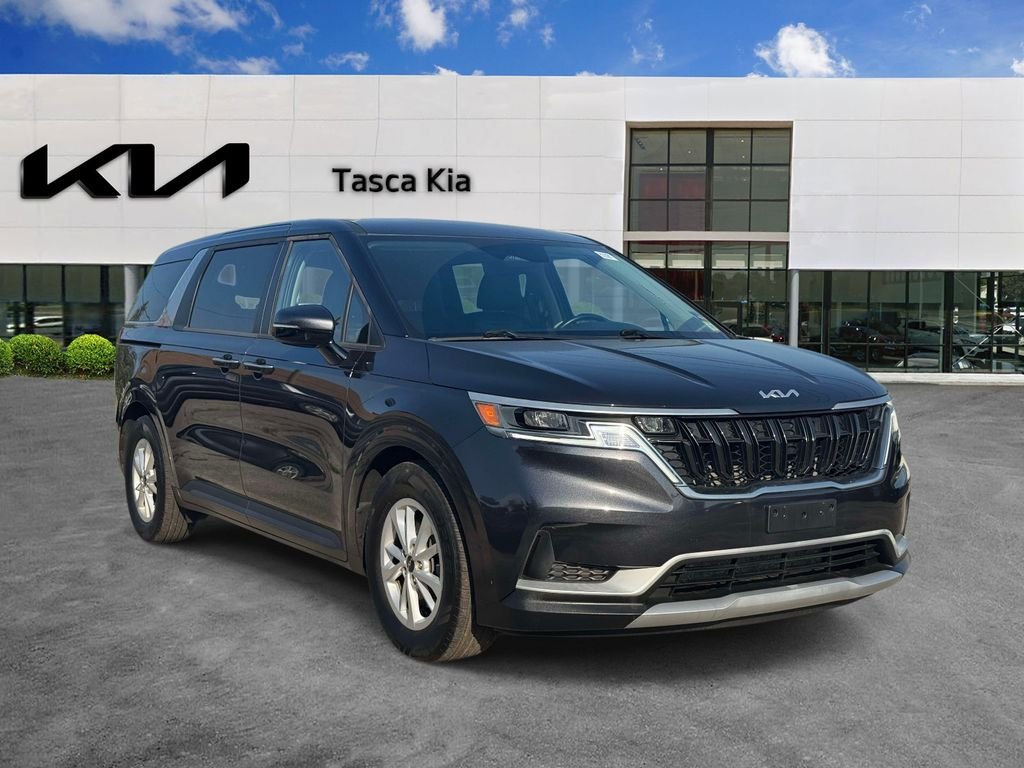 2024 Kia Sedona LX Seat Pkg's photo