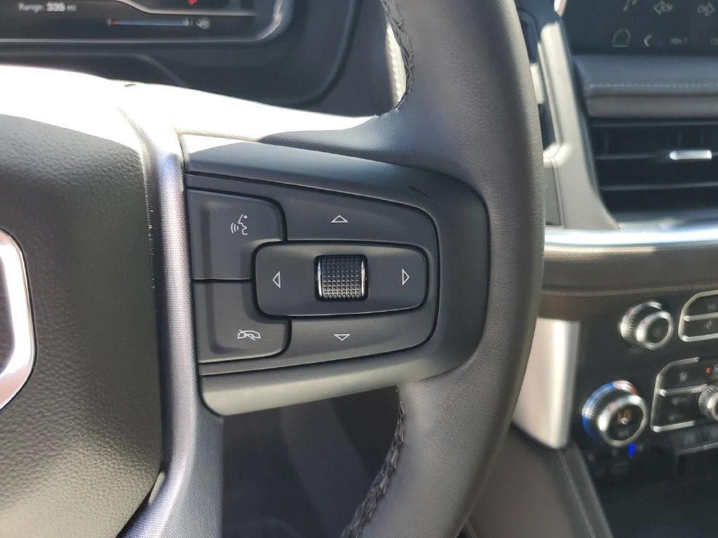 Used 2023 Sterling Metallic GMC SLT image 19
