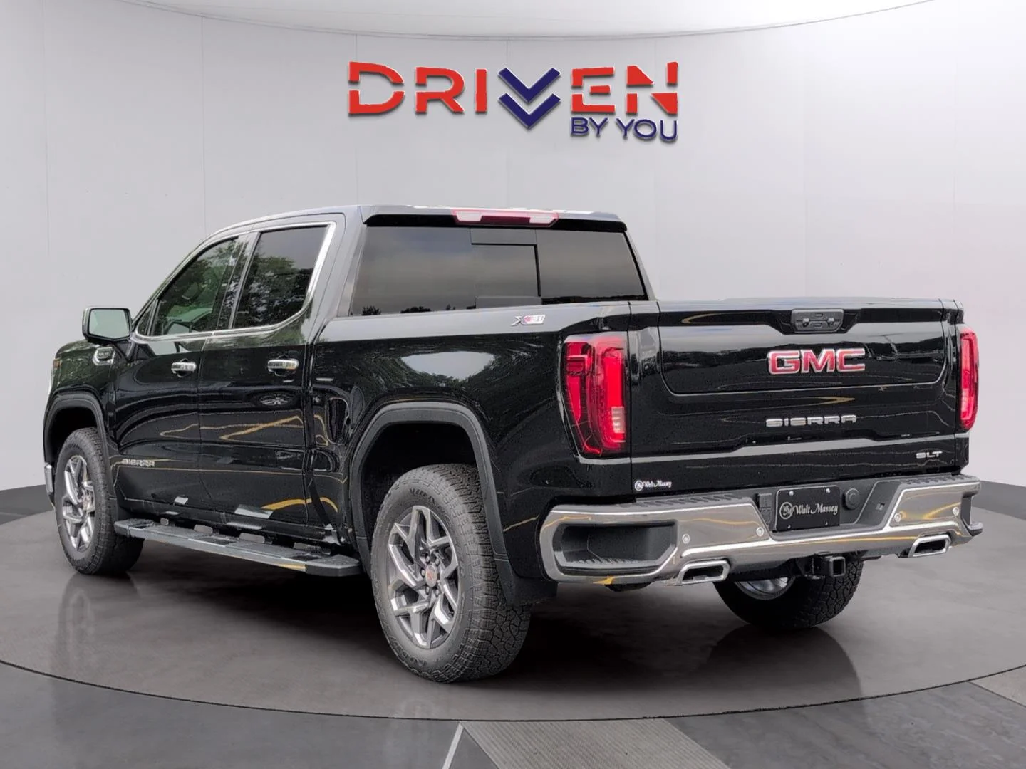 New 2026 Onyx Black GMC SLT image 3