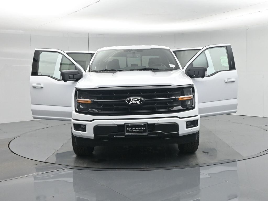 New 2026 Oxford White Ford XLT image 32