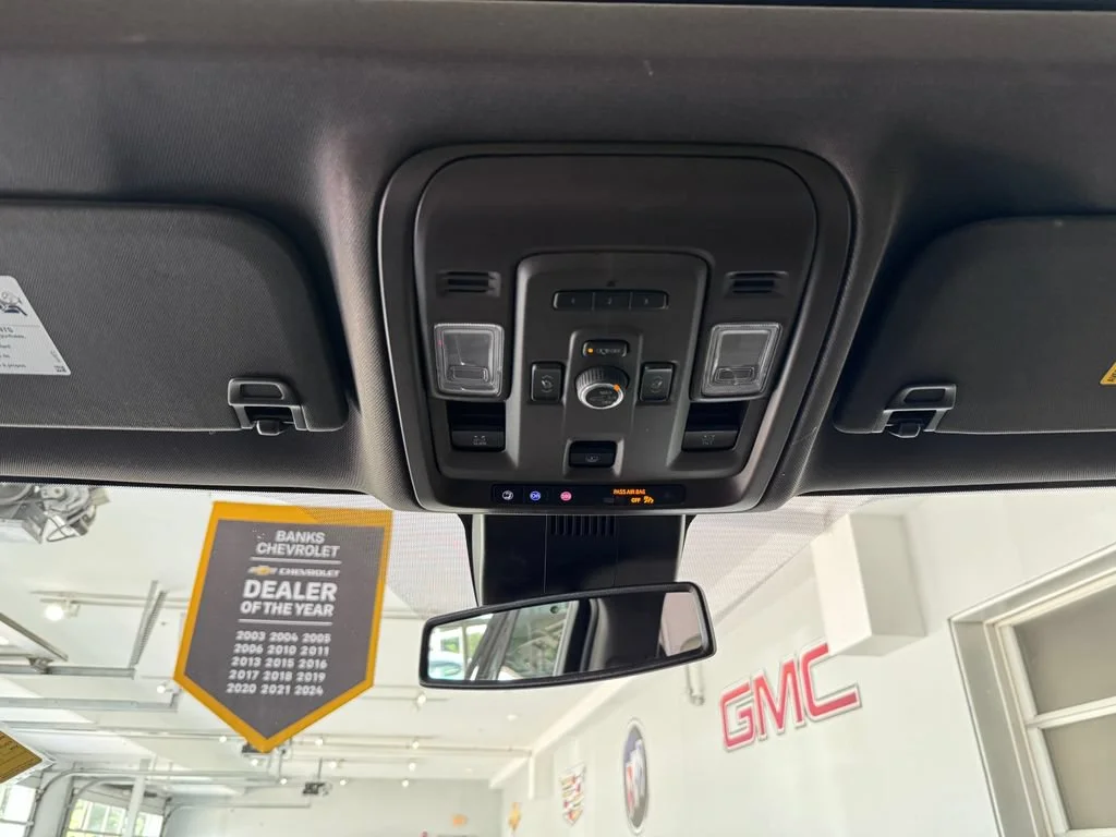 Certified Used 2023 Black Chevrolet Z71 image 32