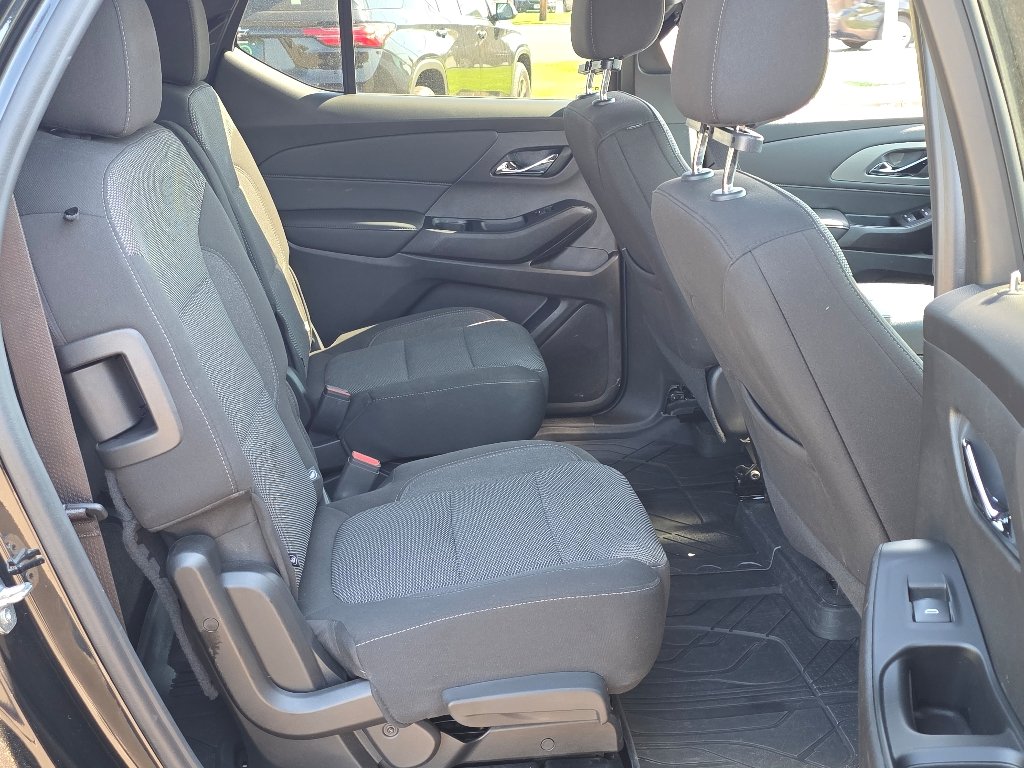 Used 2023 Mosaic Black Metallic Chevrolet LT image 24