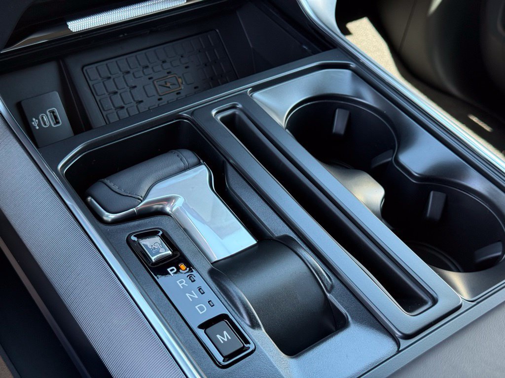 New 2026 Antimatter Blue Metallic Ford Platinum® image 10