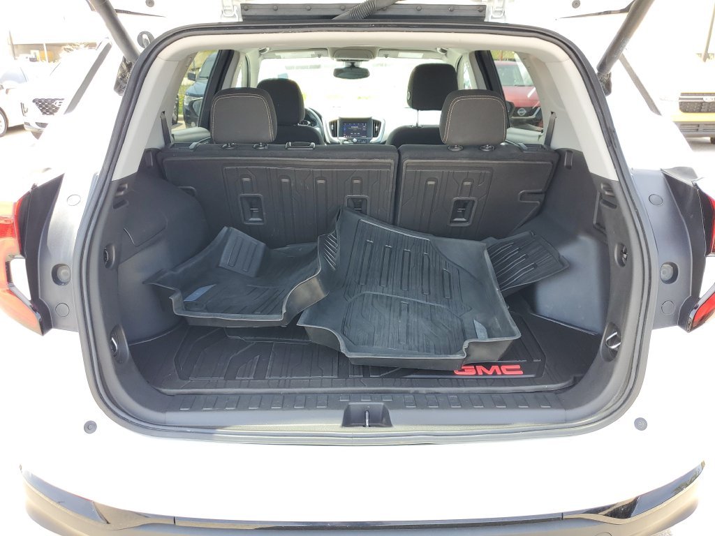 Used 2021 Summit White GMC SLE image 8