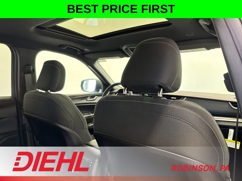 New 2026 Silver Zynith Exterior Paint Jeep Laredo image 14
