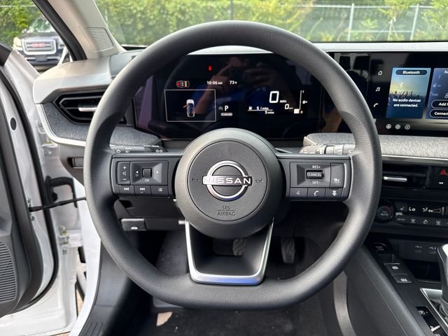 New 2026 Aspen White TriCoat / Super Black Two-tone Nissan SV image 17