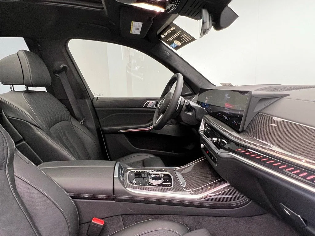 Certified Used 2026 Mineral White Metallic BMW M60i image 6